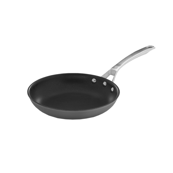 Calphalon Signature™ Hard-Anodized Nonstick 10-Inch Omelette Pan