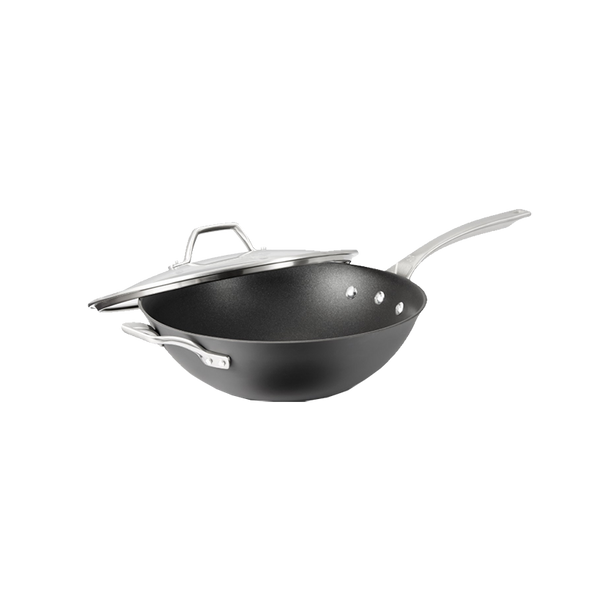 Calphalon Signature™ Hard-Anodized Nonstick 12-Inch Flat-Bottom Wok with Cover