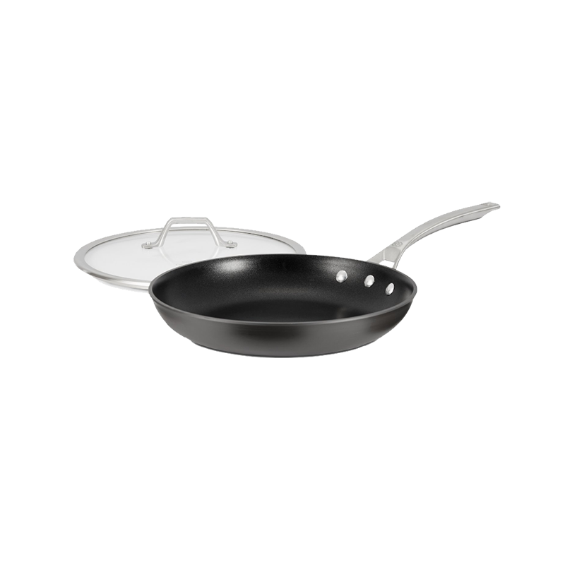 Calphalon Signature™ Hard-Anodized Nonstick 12-Inch Omelette Pan with Cover