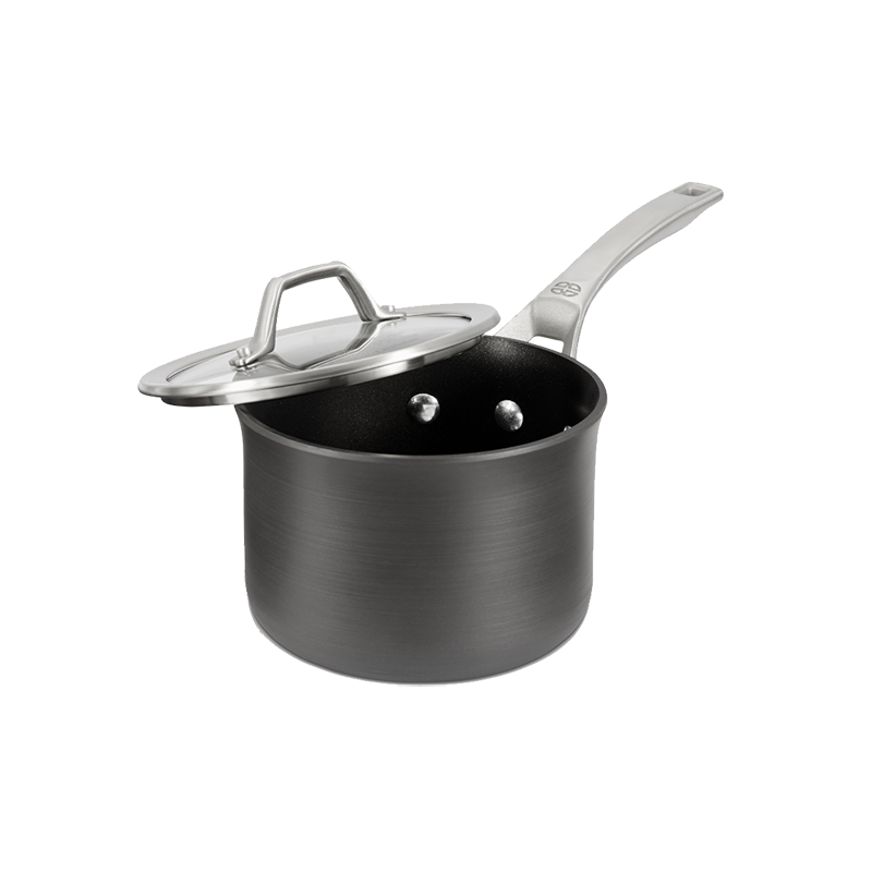 Calphalon Signature™ Hard-Anodized Nonstick 2-Quart Sauce Pan with Cover