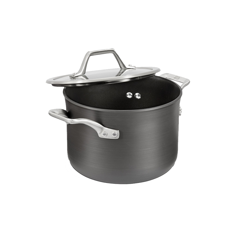 Calphalon Signature™ Hard-Anodized Nonstick 4-Quart Soup Pot with Cover